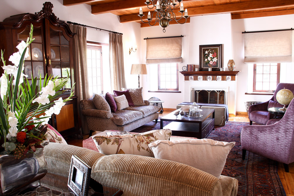 interior of the manor, accommodation in franschhoek